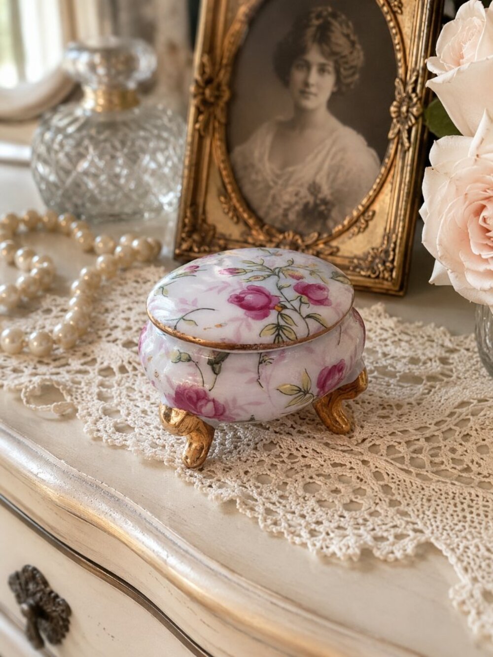 Lefton Rose Chintz Footed Trinket Box 1239 Vintage Porcelain